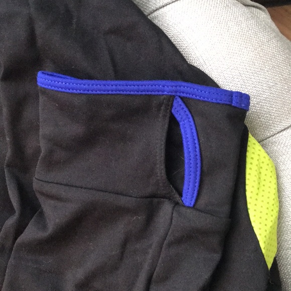 Fila Sport Performance Running Quarter Zip Top - Picture 6 of 8